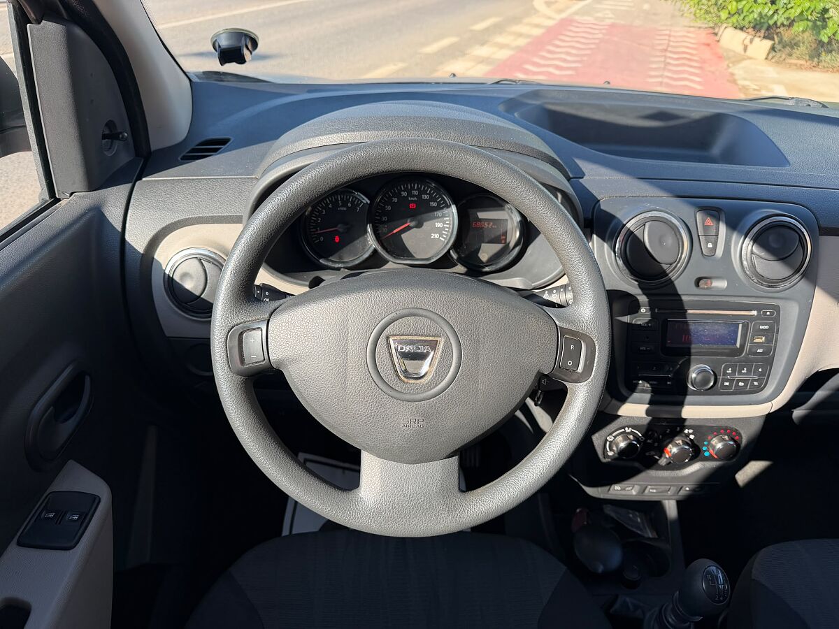 DACIA LODGY 1.5 DCI SPANISH LHD IN SPAIN ONLY 42000 MILES SUPERB 7 SEATS 2014
